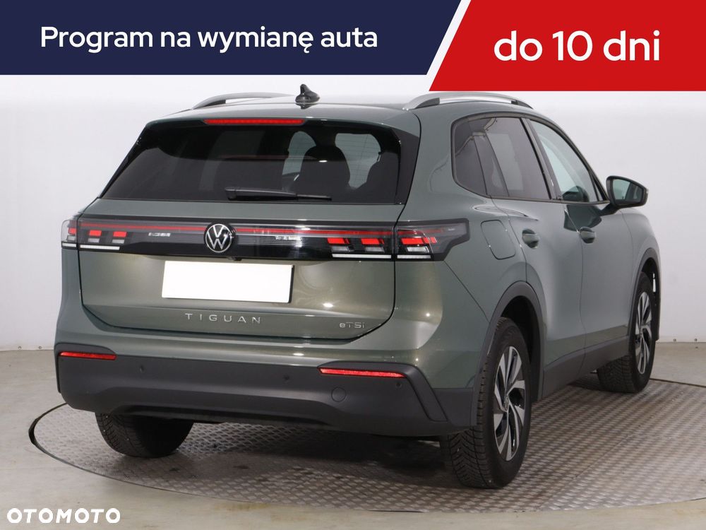 Volkswagen Tiguan - 7