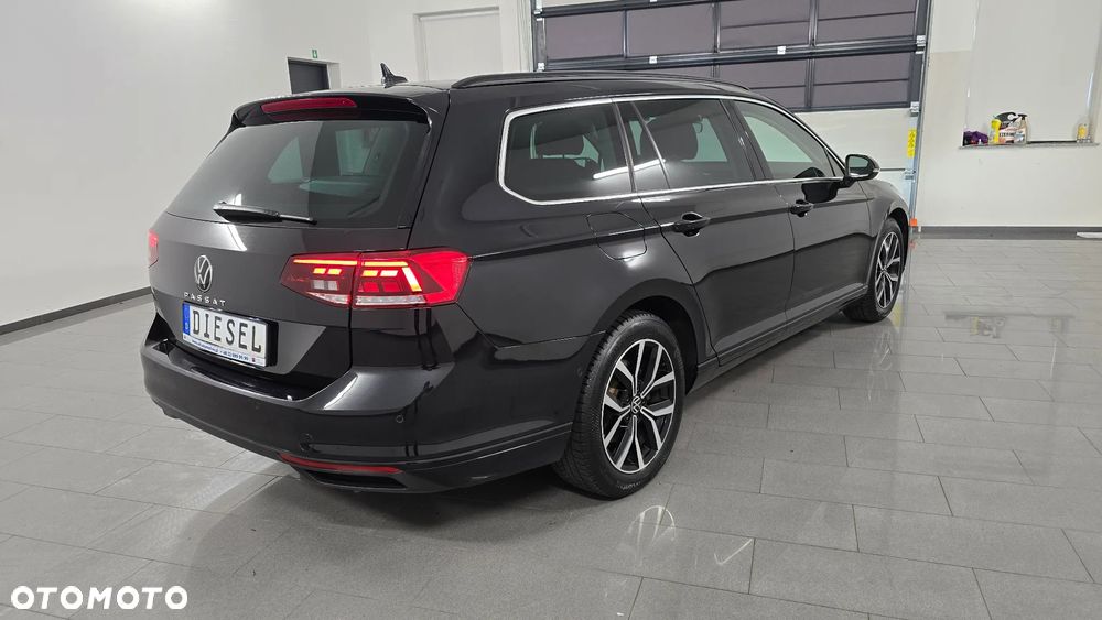 Volkswagen Passat - 3