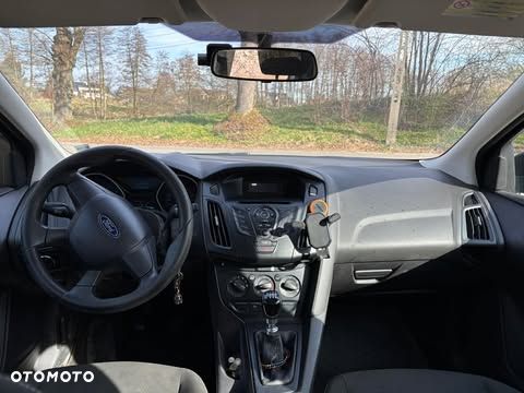 Ford Focus 1.6 TDCi Ambiente - 8