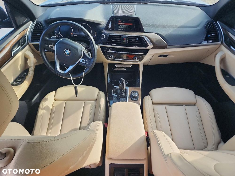 BMW X3 xDrive30i Luxury Line - 8