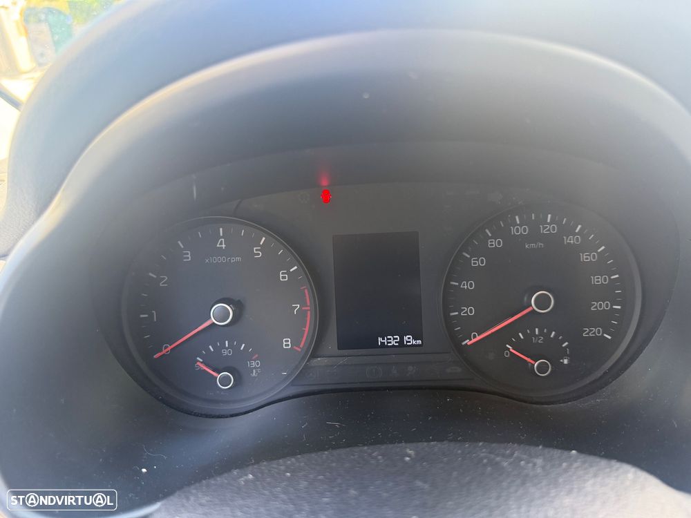 Kia Stonic 1.2 by FILA - 10