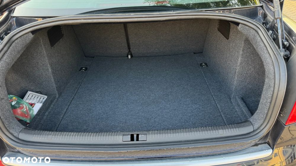 Audi A4 Limousine - 22