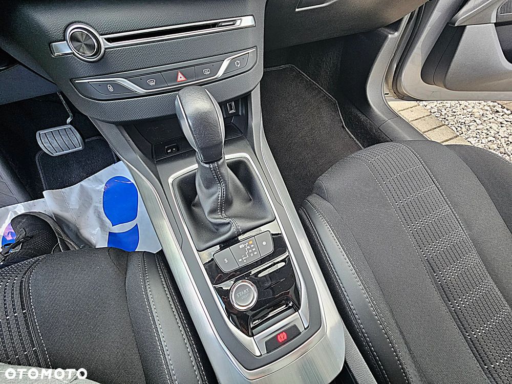 Peugeot 308 BlueHDi 150 EAT6 Stop & Start Allure - 16