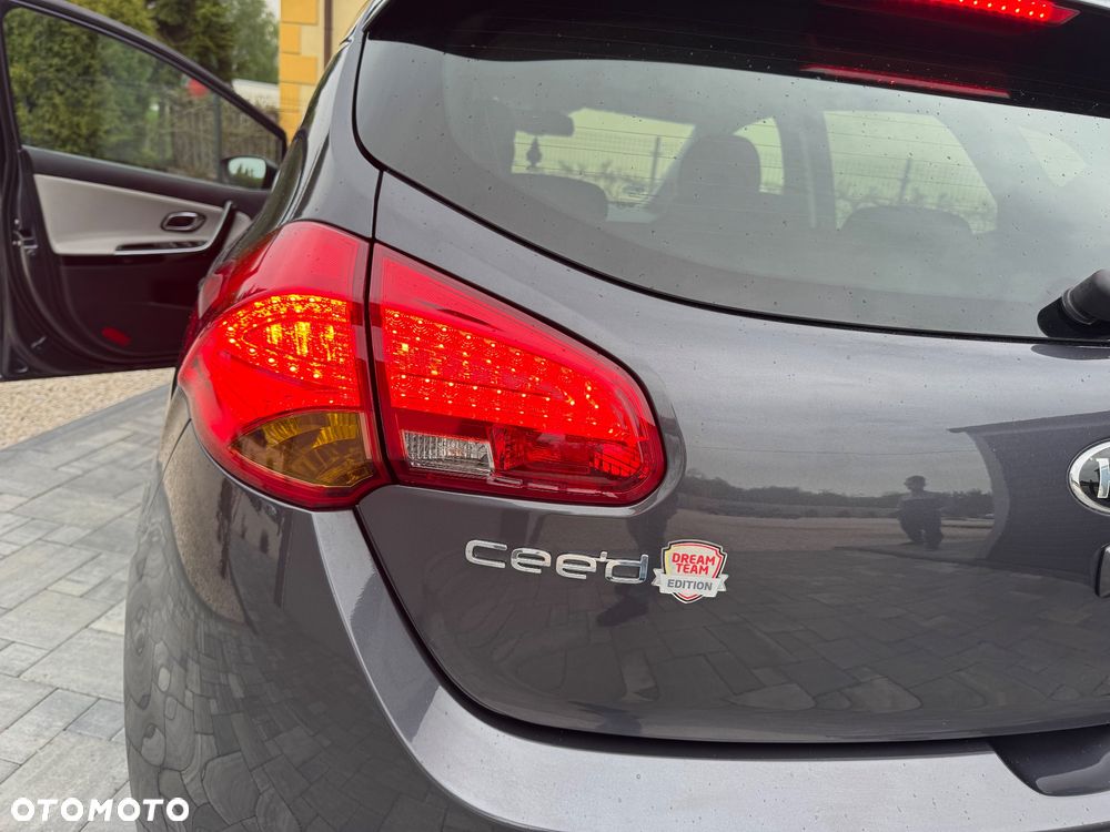 Kia Ceed 1.6 GDI ISG Dream-Team Edition - 15