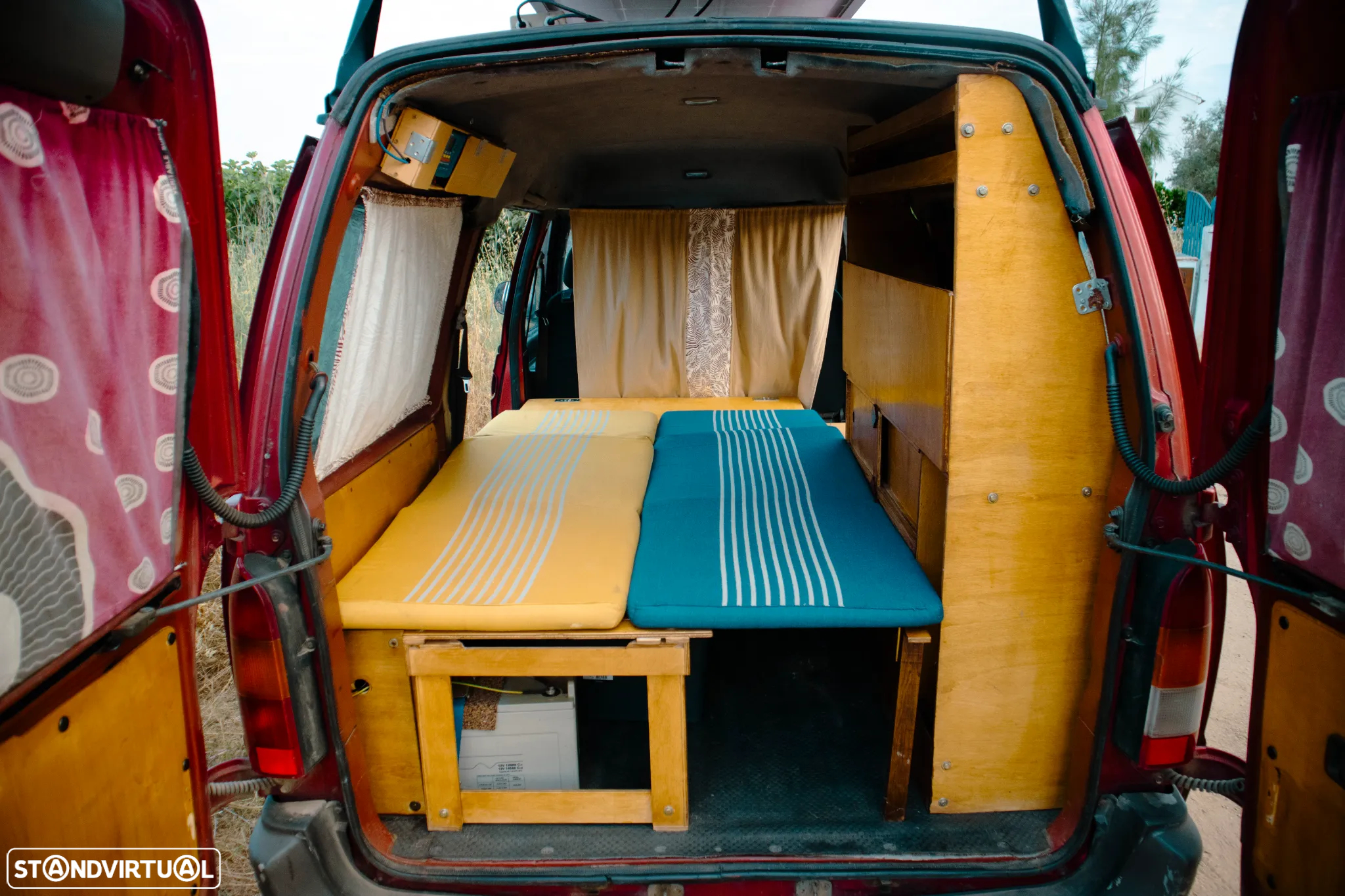 Nissan Vanette Cargo 2.3 D - 10