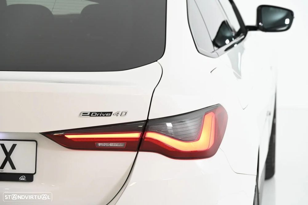 BMW i4 eDrive40 Pack Desportivo M - 12