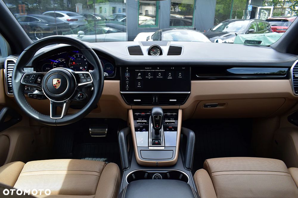 Porsche Cayenne S - 11