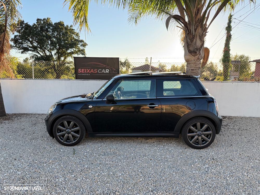 MINI 3 Portas Cooper D - 3