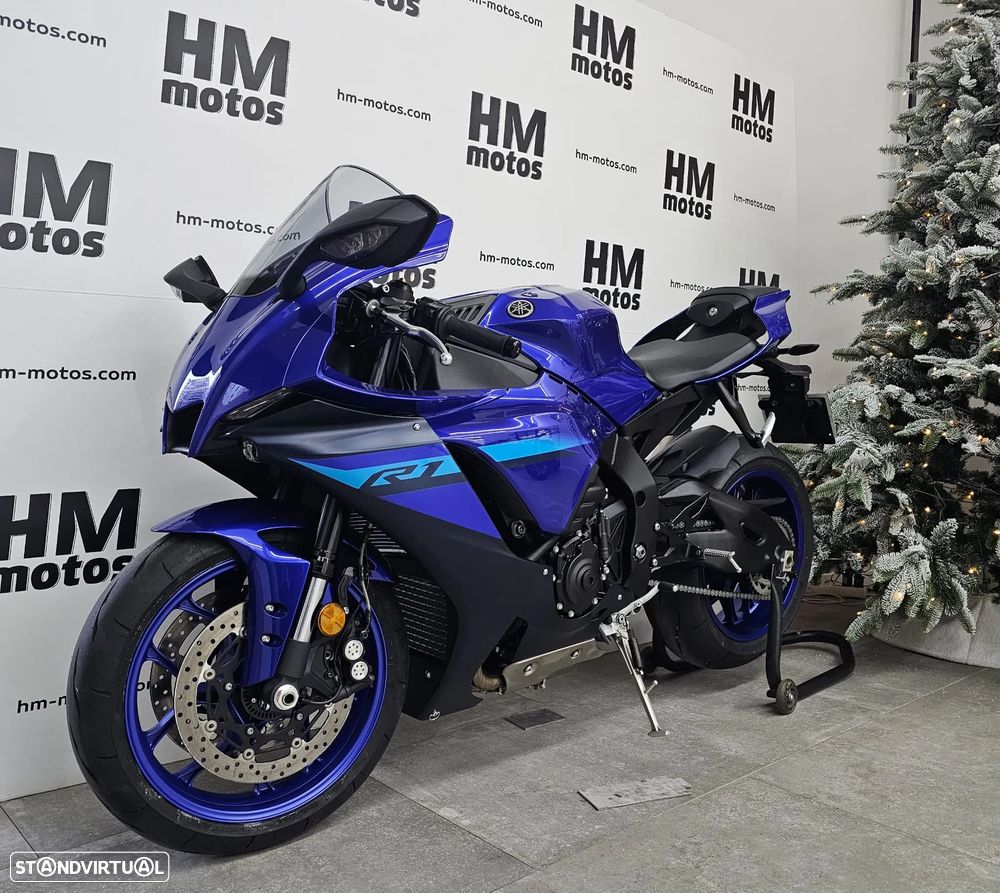 Yamaha YZF R1 - 6