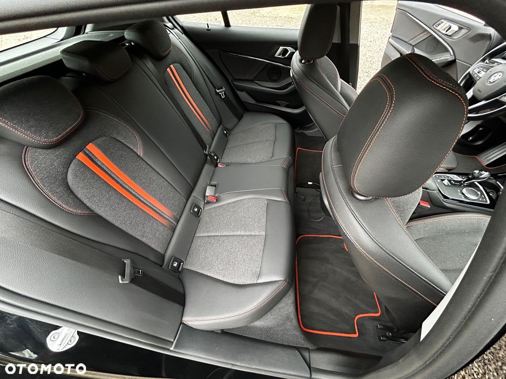 BMW Seria 1 118i Sport Line - 13