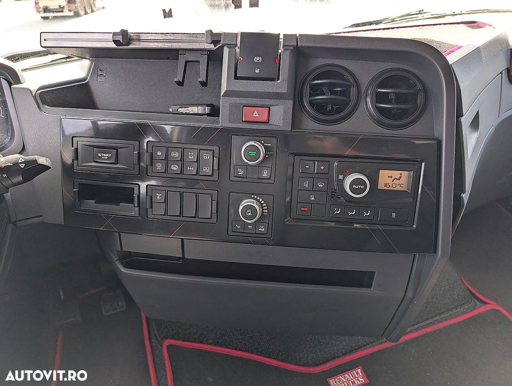 Renault T 480 - 29