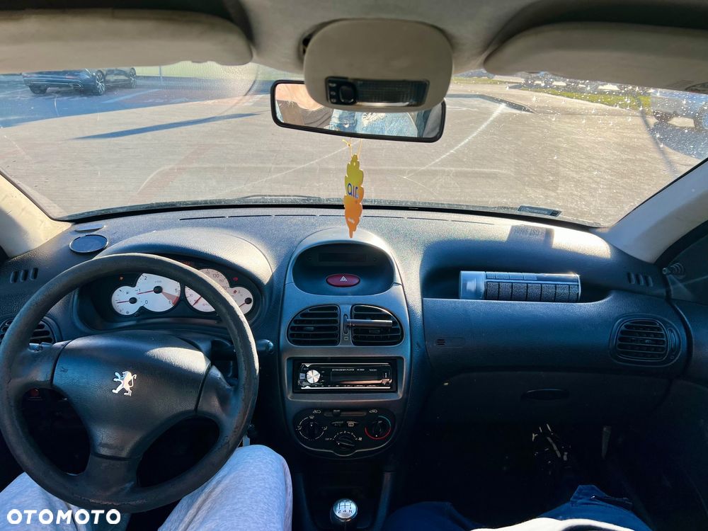Peugeot 206 - 3