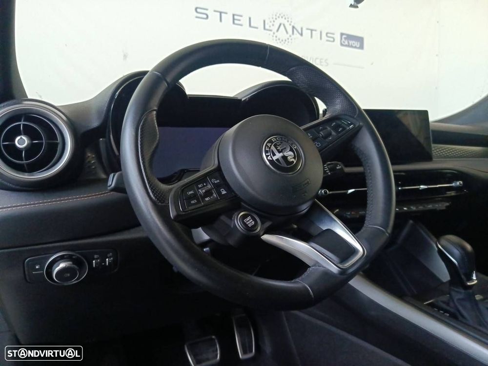 Alfa Romeo Tonale 1.3 Plug-In Hybrid Sprint e-AWD - 12