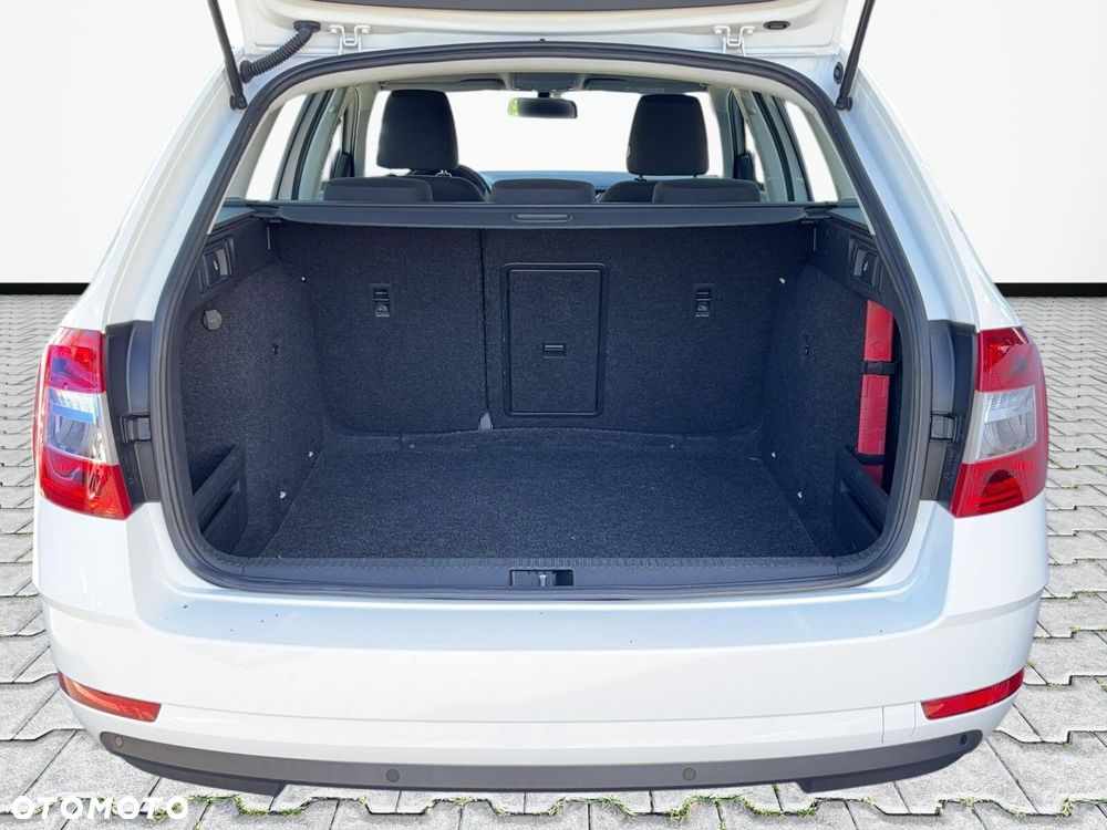 Skoda Octavia 1.6 TDI Ambition - 28