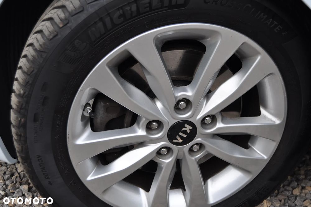 Kia Ceed 1.6 GDI L - 18