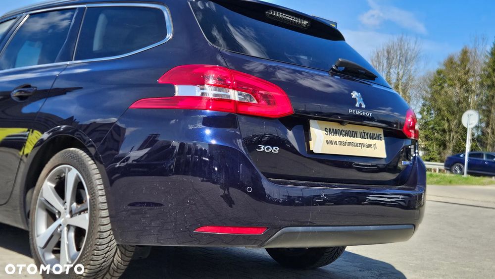 Peugeot 308 1.2 PureTech Allure S&S - 18