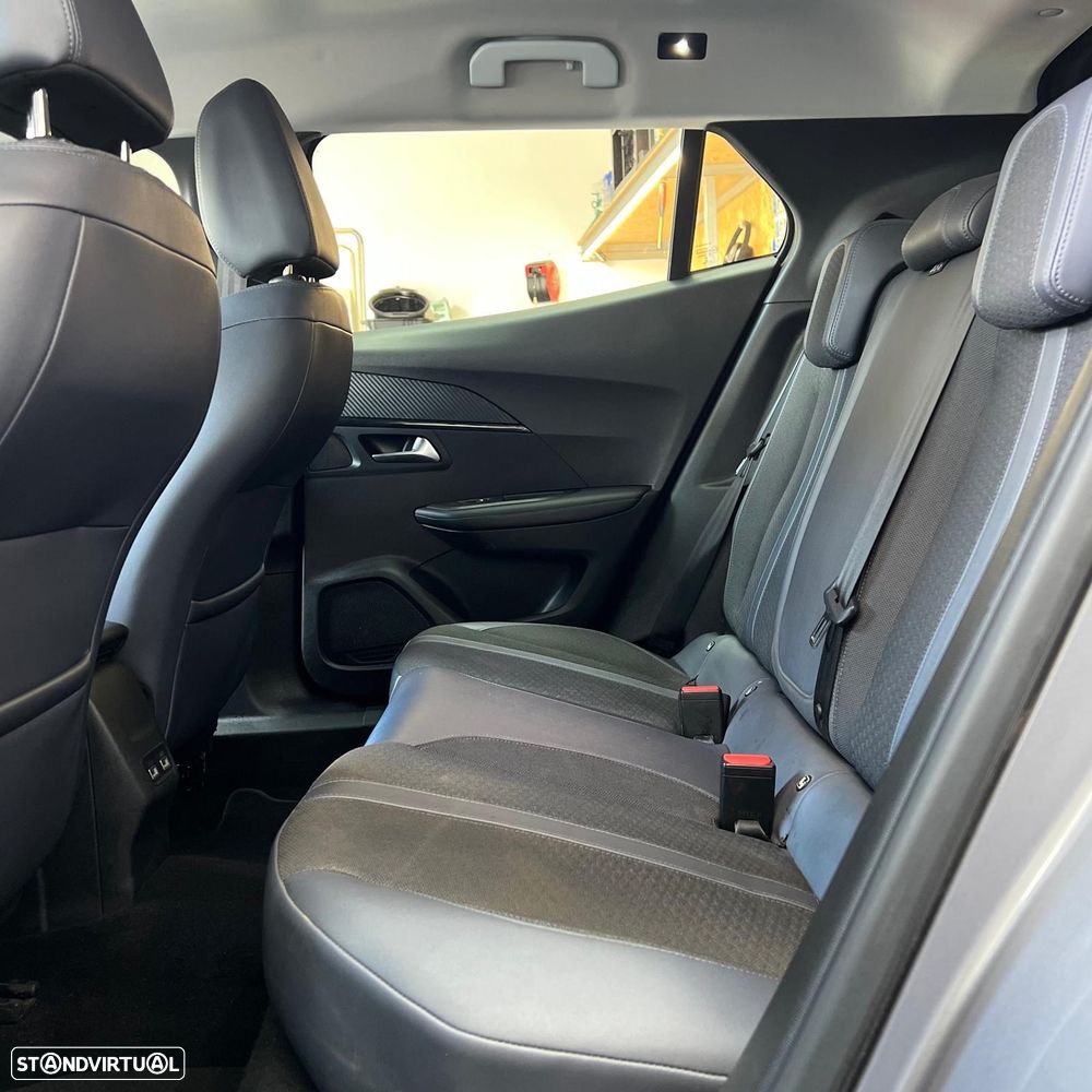 Peugeot 2008 1.2 PureTech Allure - 14