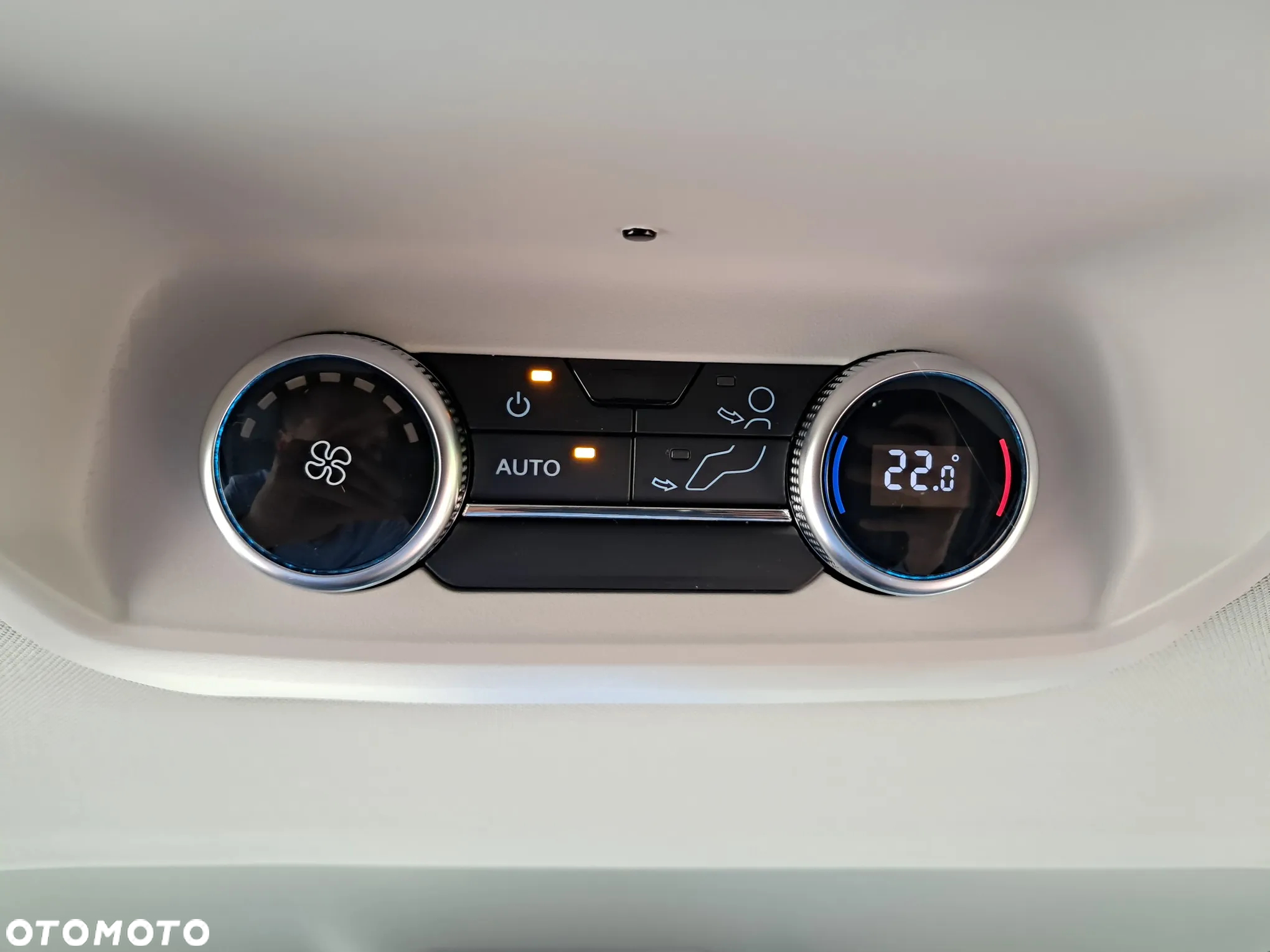 Ford Tourneo Custom 2.0 EcoBlue 320 AWD L2 Active - 30