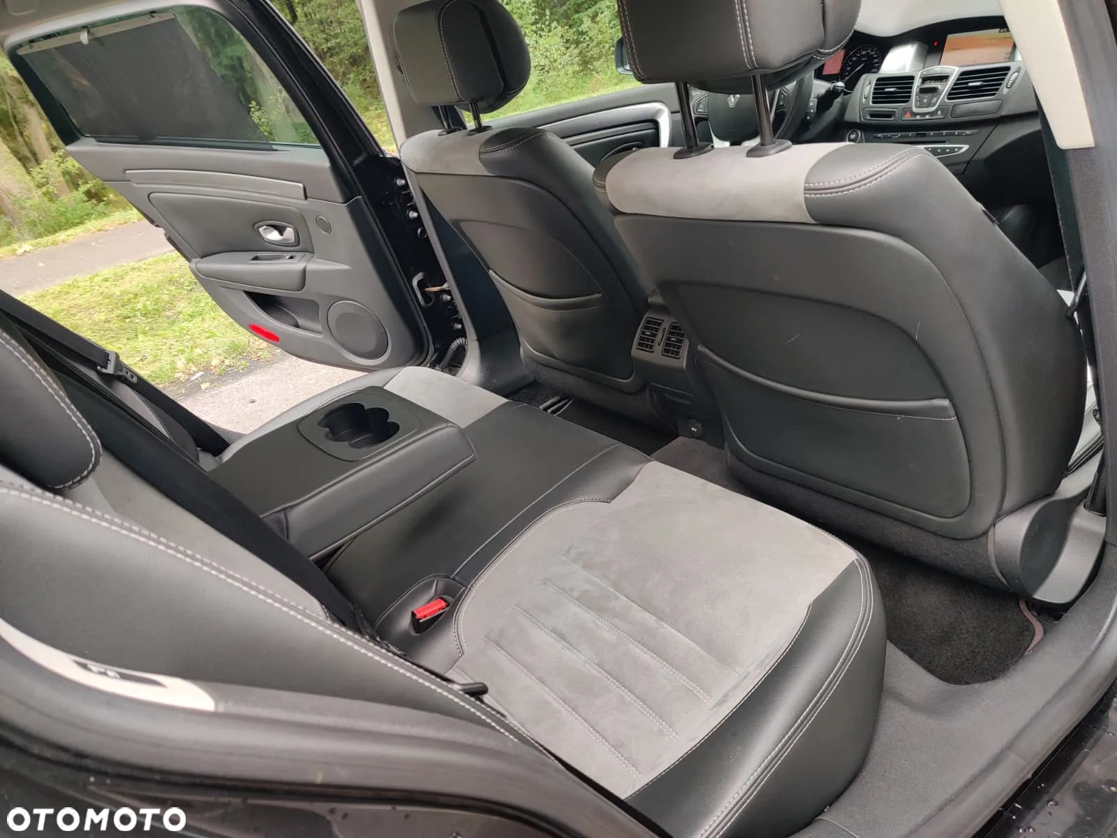 Renault Laguna 2.0 dCi Bose Edition ESM - 31