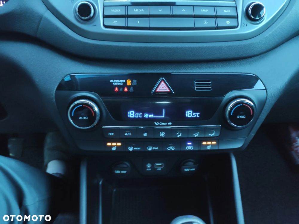 Hyundai Tucson blue 1.7 CRDi 2WD Style - 21