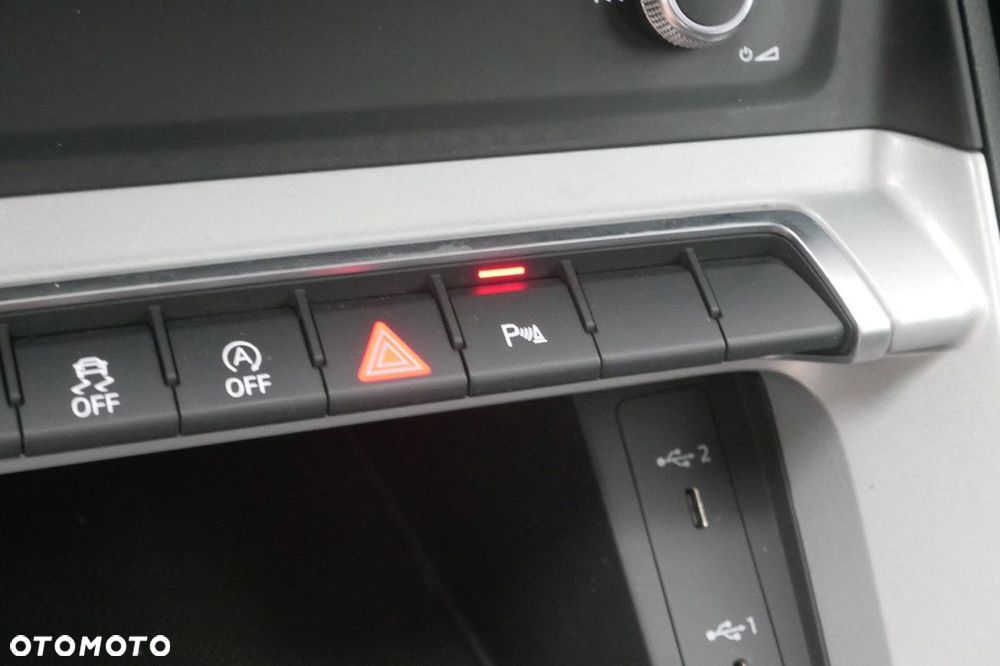 Audi Q3 - 17