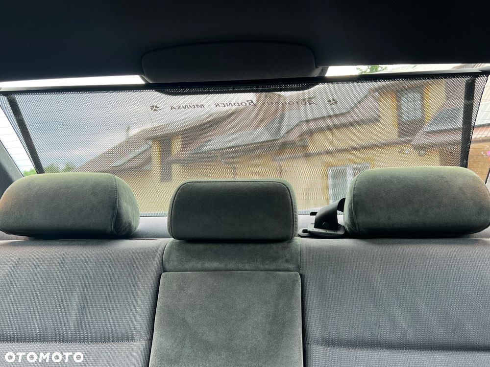 BMW Seria 3 320i - 7