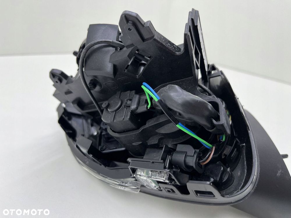 VOLVO XC40 LUSTERKO PRAWE 16-PIN KAMERA EUROPA 32368375 - 7