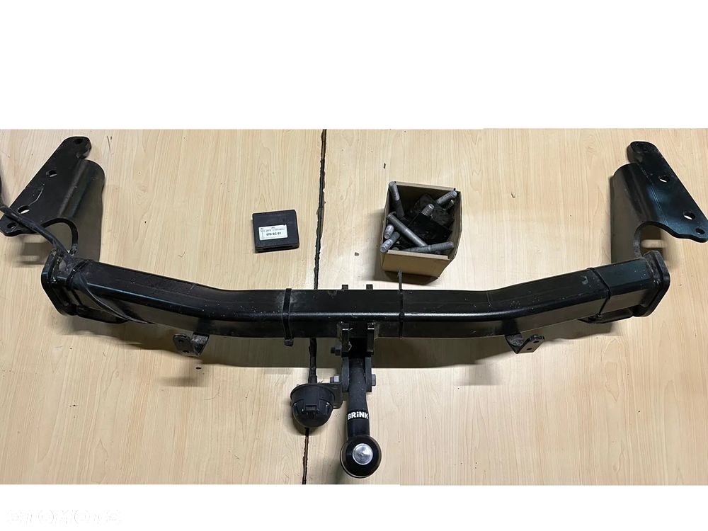Hak holowniczy kompletny zestaw BRINK Land Rover Discovery Sport L550 - 1