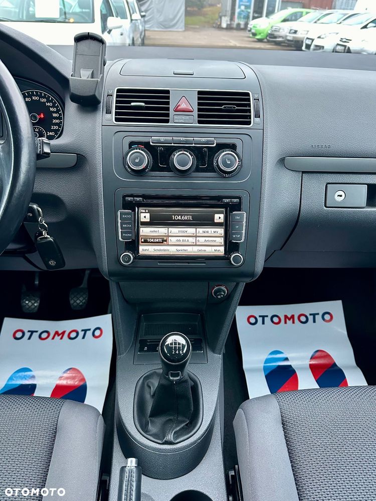 Volkswagen Touran 1.6 TDI DPF BlueMot Trendline - 17