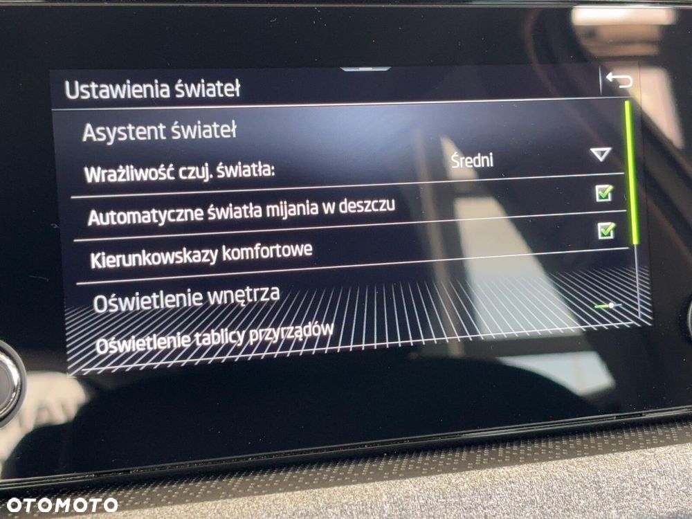 Skoda Scala 1.0 TSI Selection DSG - 33