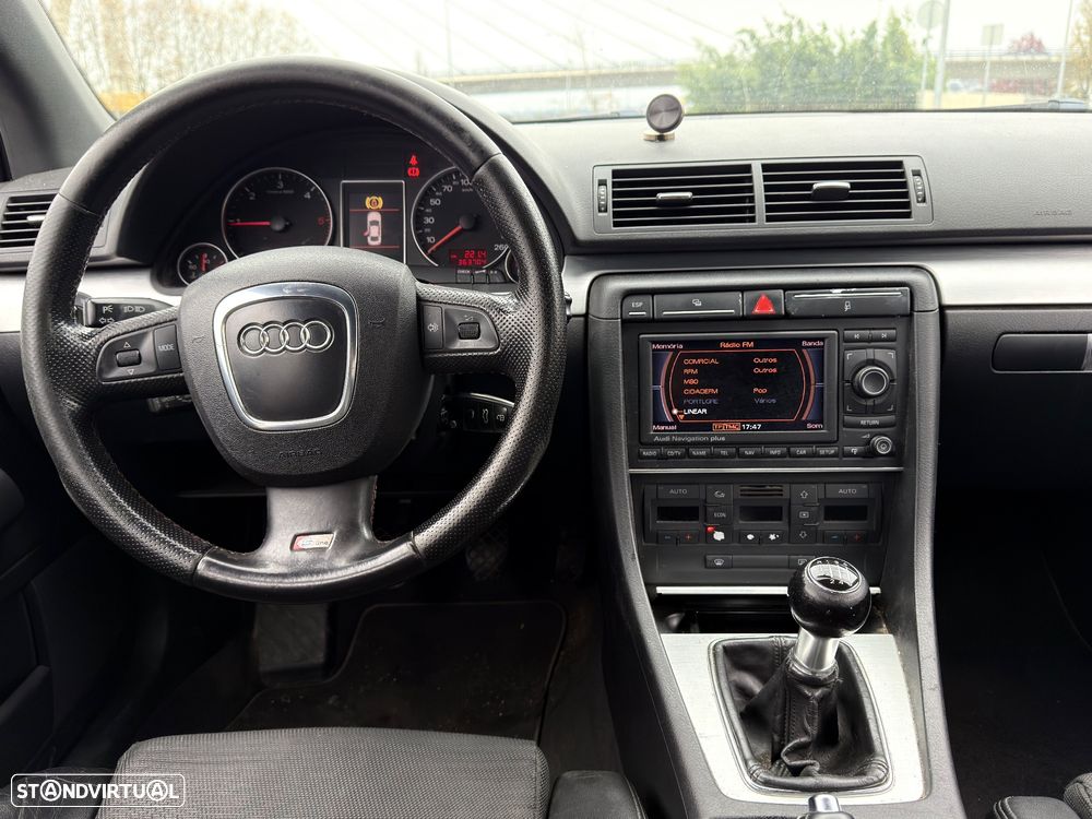 Audi A4 Avant 2.0 TDI S-line - 12