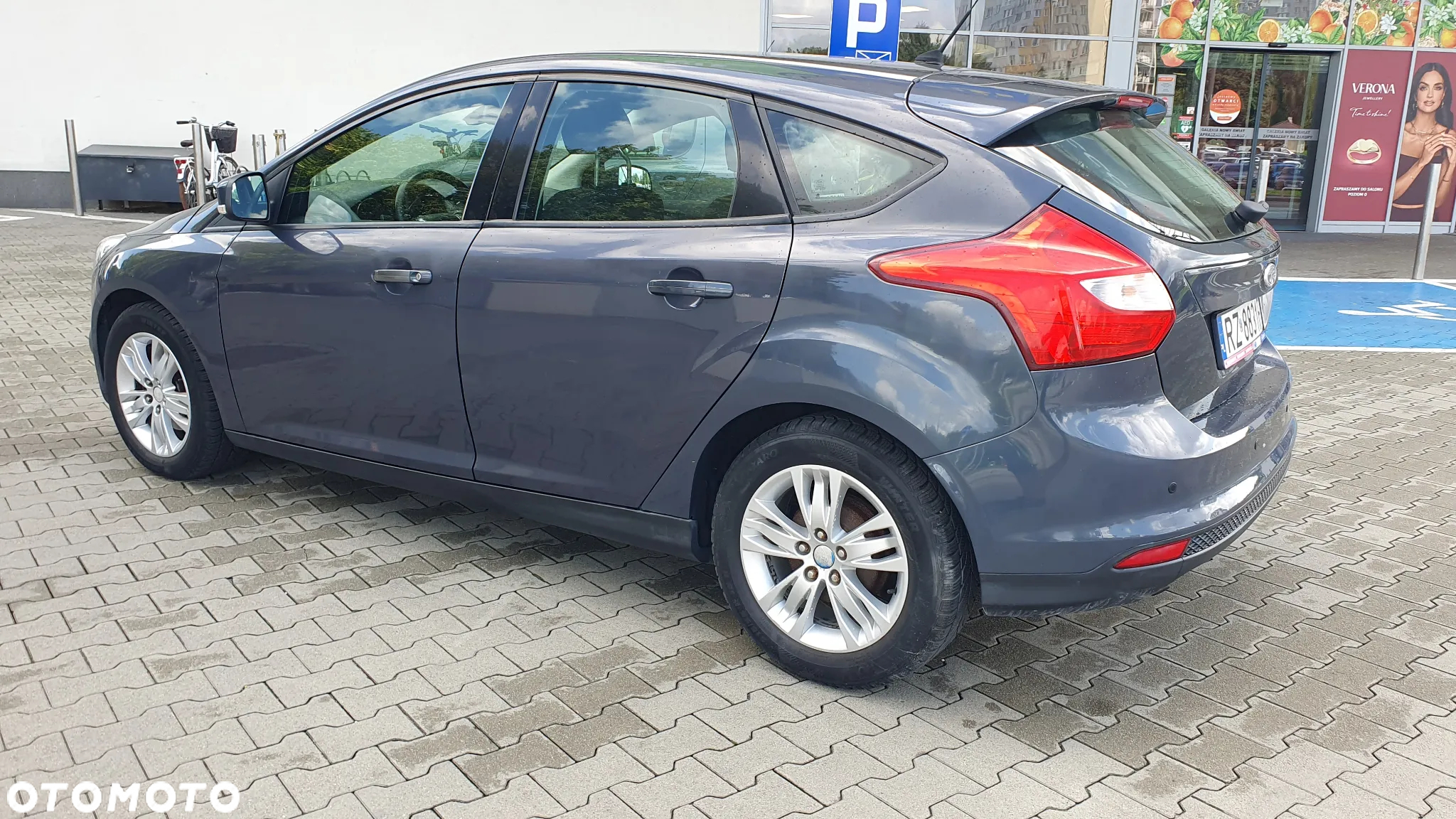 Ford Focus 1.6 Edition - 5