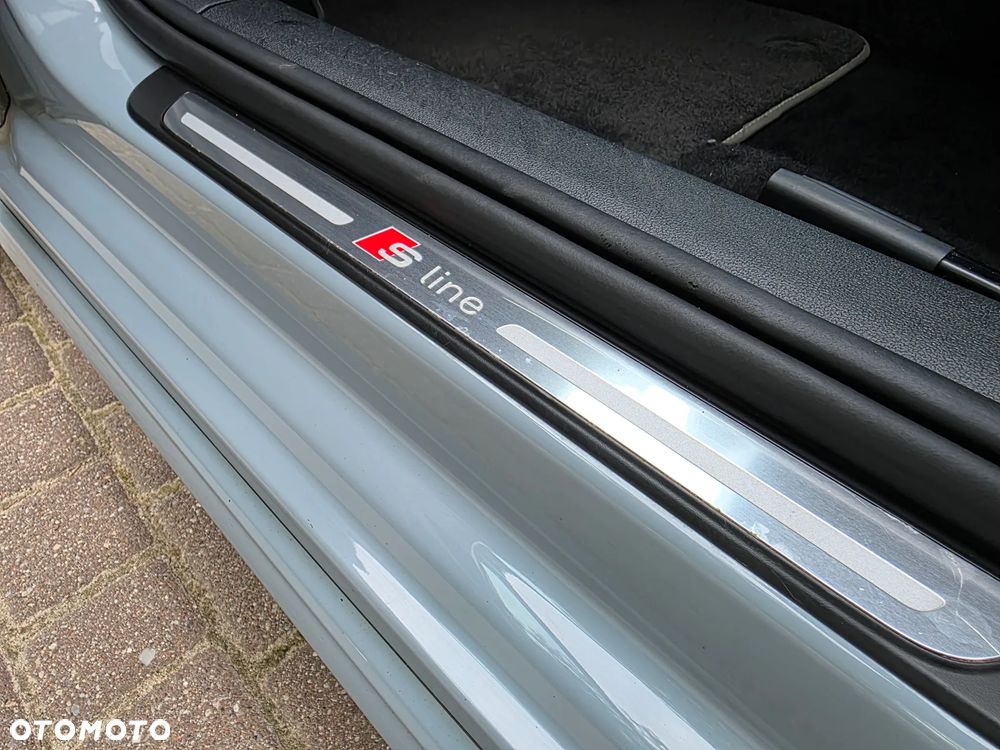 Audi A1 Sportback 35 TFSI S tronic S line - 23