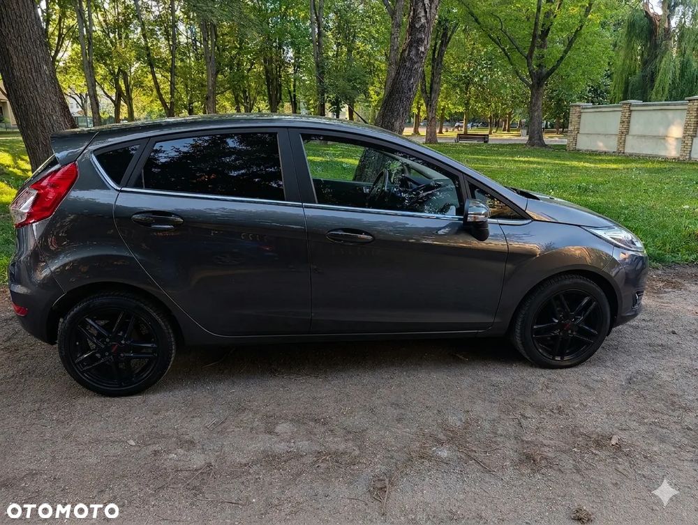 Ford Fiesta - 5