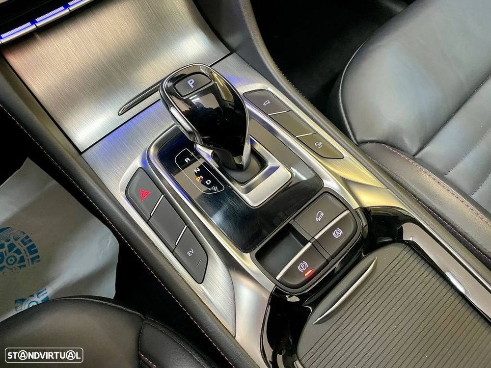 MG EHS 1.5T-GDI Luxury - 19