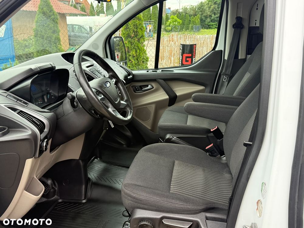 Ford Transit Custom - 15