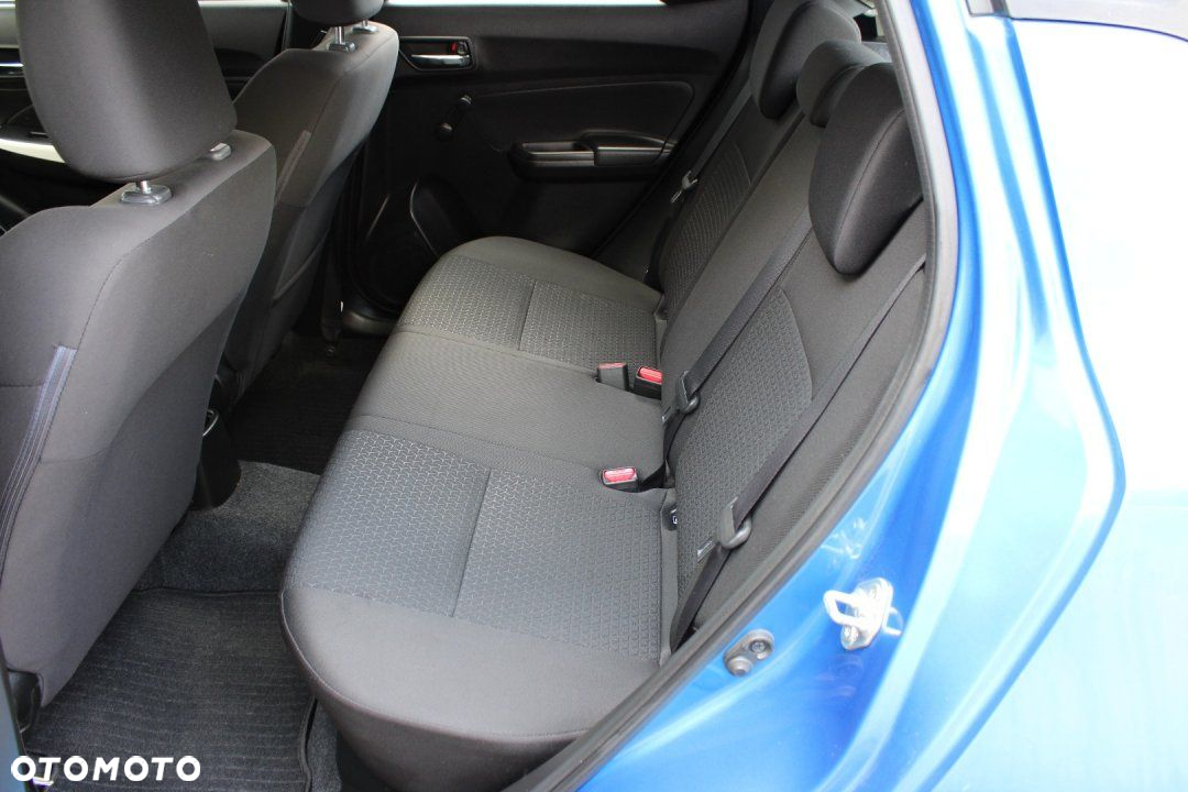 Suzuki Swift - 10
