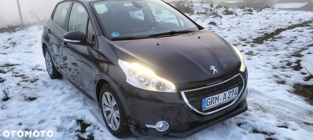 Peugeot 208 PureTech 82 Start & Stop Allure - 8
