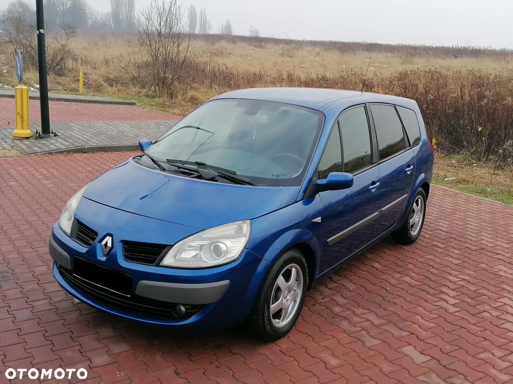 Renault Grand Scenic 2.0 16V Avantage - 4