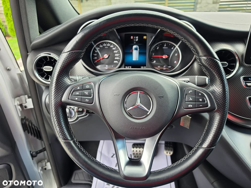 Mercedes-Benz Klasa V 300 d 4-Matic 9G-Tronic (ekstra dł) - 24