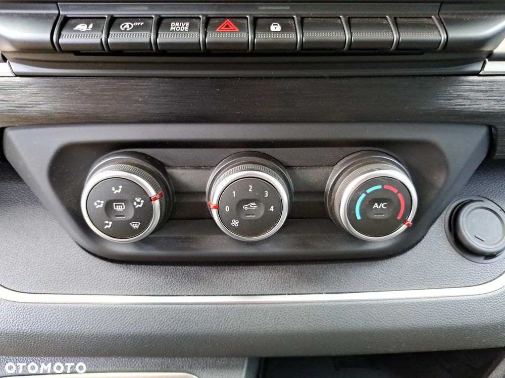 Renault Trafic 9 Miejsc - 15