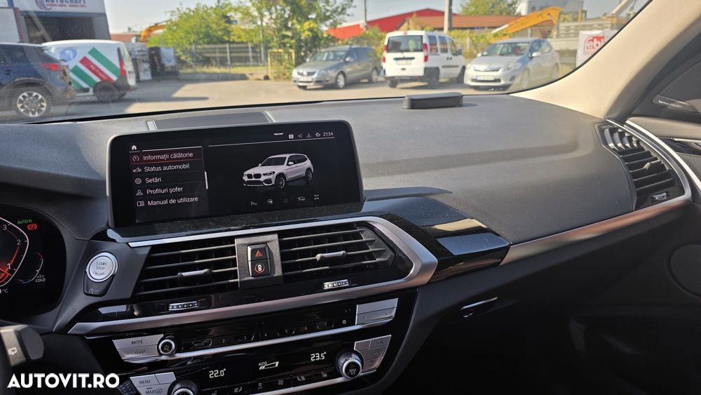 BMW X3 xDrive20d AT xLine - 9
