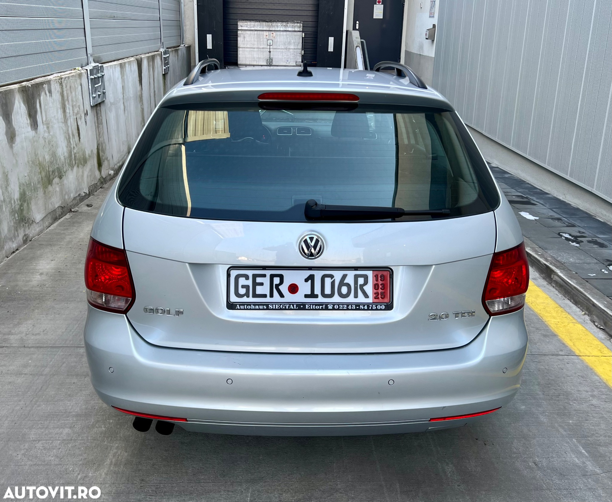 Volkswagen Golf 2.0 TDI DPF Comfortline - 5