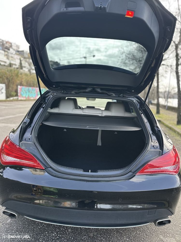 Mercedes-Benz CLA 180 - 9
