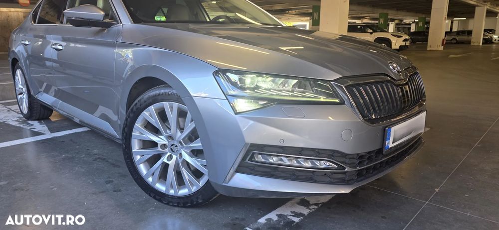 Skoda Superb 2.0 TDI 4X4 DSG Laurin & Klement - 33