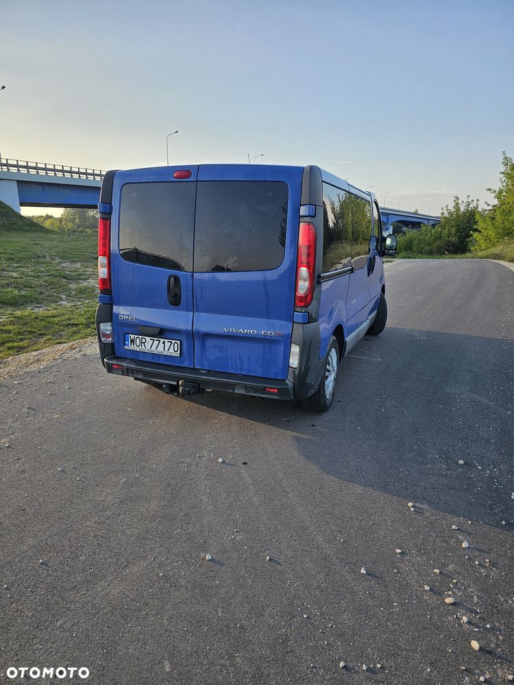 Opel Vivaro - 8