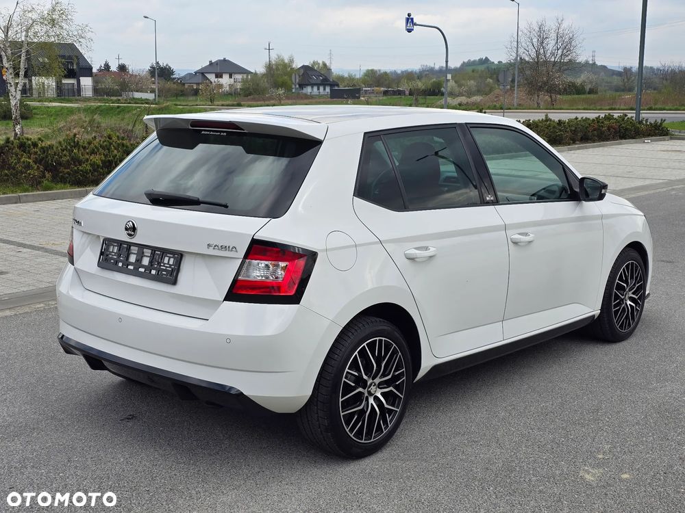 Skoda Fabia 1.0 TSI Monte Carlo - 4