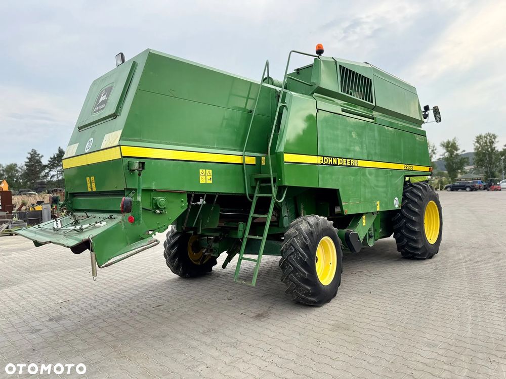 John Deere 2266 - 10