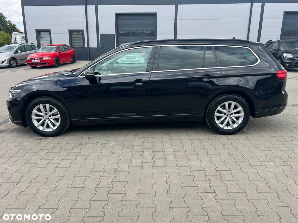 Volkswagen Passat 2.0 TDI SCR DSG Comfortline - 8