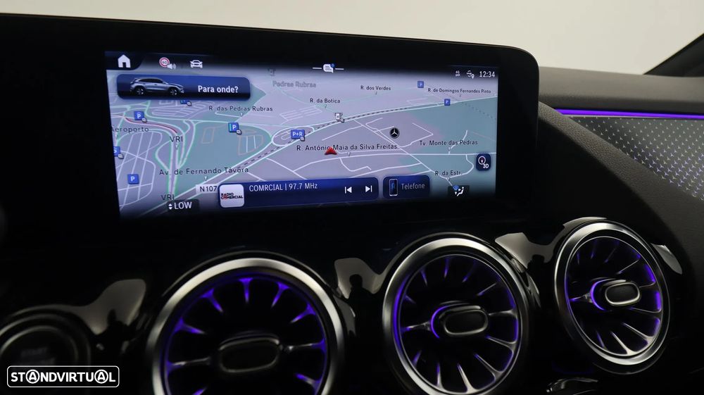 Mercedes-Benz GLA 200 d AMG Line - 13